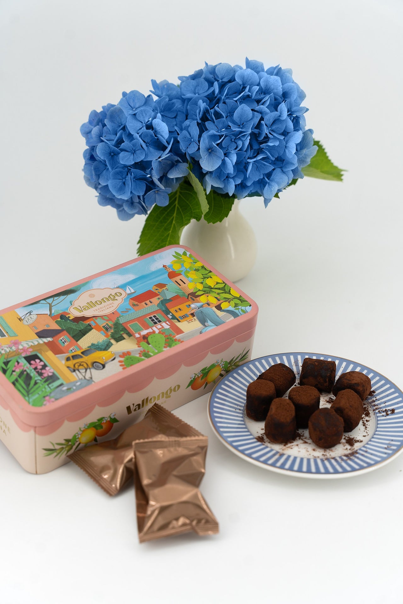 TRUFLE- CZEKOLADKI Z PRAŻONYMI ORZECHAMI LASKOWYMI - 500 G