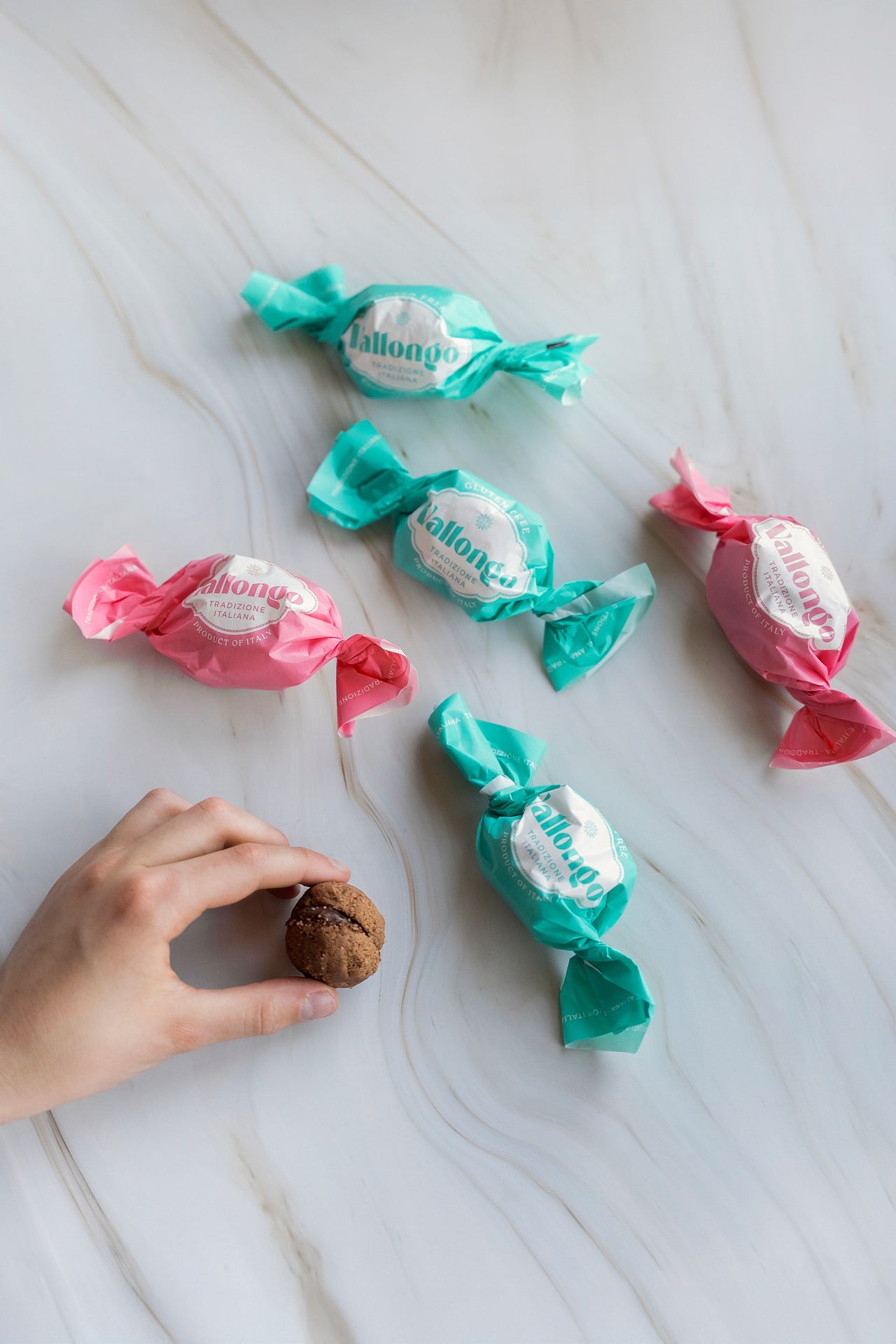 Baci di Dama in Latta di Metallo